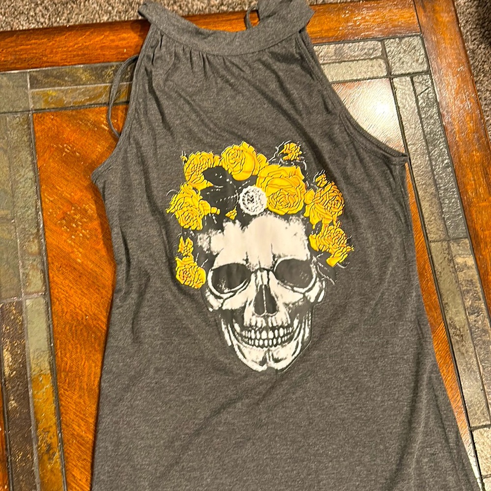 Bought this dress for a vacation. But we ended up not going. never been worn